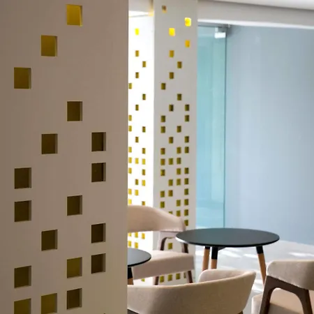 Hotel Flora Maria 3*