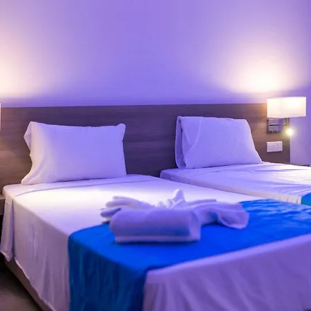 Flora Maria Hotel 3*